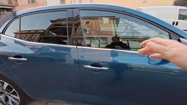 RENAULT Megane Mégane dCi 8V 110 CV EDC Energy Bose - Link motors Seregno смотреть онлайн