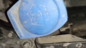 Vw polo sedan 2016 замена лампы ближнего