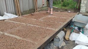 Бытовка, утепление чернового пола керамзитом ч.19