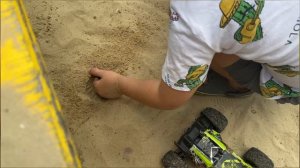 Машина буксует