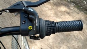 Велосипед Actico 26 Blanc: ставим манетки Simano RevoShift