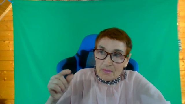 Взрослые играют в детские игры!