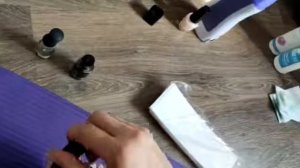 Дзынь и Брызги 0002 Лена торопится и красит ногти на ногах. Зачем?