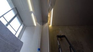 Монтаж натяжного потолка с Еврокарнизом ПК5.Таймлапс