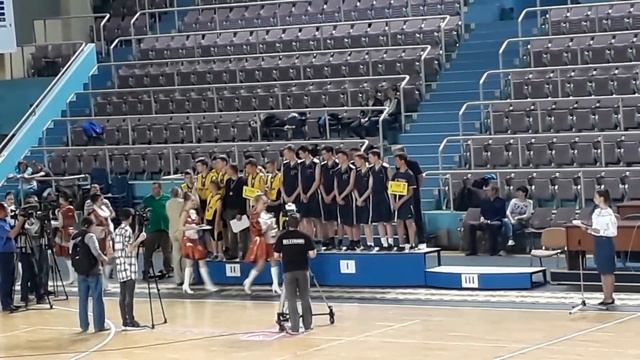 Торжественное закрытие школьной баскетбольной лиги. Оренбург 2016 смотреть онлайн