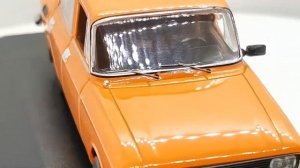 Модель автомобиля Москвич-2140 (1977г) оранжевого цвета в масштабе 1:43 от IST-models.