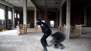 Спецназ жёстко флексит под музон мем