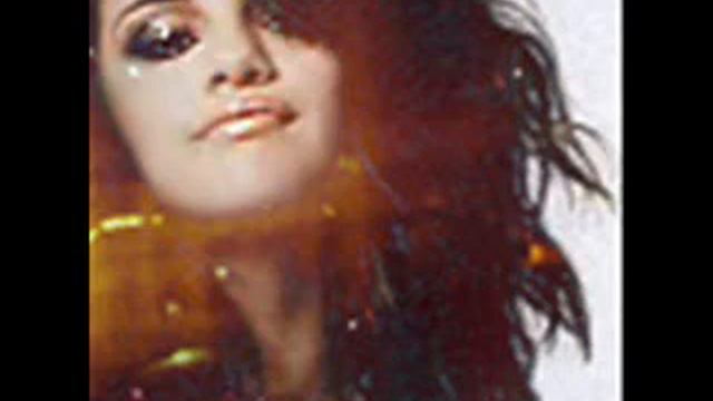 Sel Gomez Icon смотреть онлайн