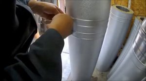 Стыковка модульного дымохода при помощи хомута.