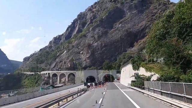 Дорога глазами дальнобойщика . На фуре по Европе .