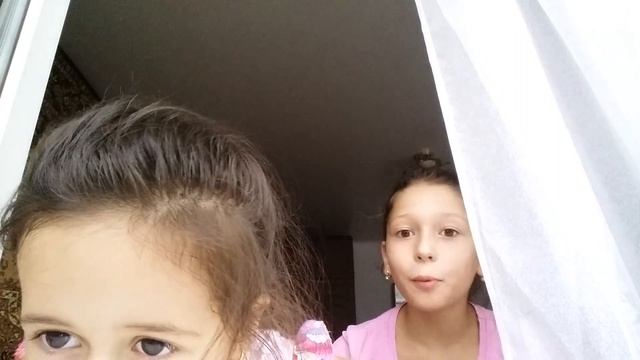 Кто из нас смотреть онлайн