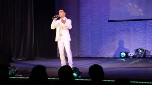 Кайсын Холамханов "Жуукъ барайым къатынга"