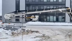 Миксер ( автобетоносмеситель) транспортерная лента 12 метров установили на шасси Шакман Shacman