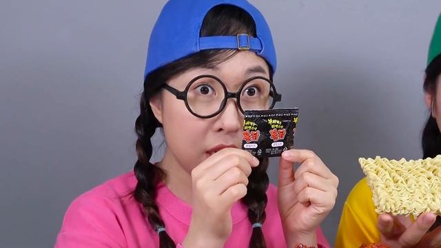 Вызов курицы с острой лапшой ДОНА DONA смотреть онлайн