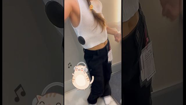 VLOG | Моя жизнь | Поход по магазинам | Лук для фотосессии 🔥😻✨👗 #vlog #shopping #Yomelepe