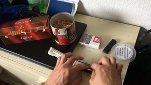Как забить табаком сигаретную гильзу обычной машинкой