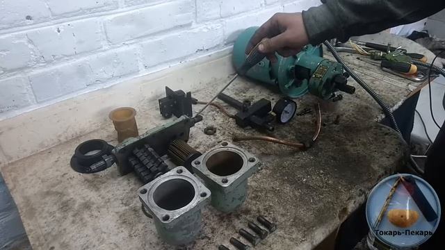 Маслостанция. Смазки шпиндельной головки шлифовального станка 3Г71М. Оil station смотреть онлайн