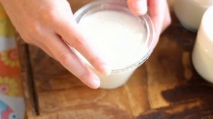 Vietnamese Yogurt Homemade Recipe (Da Ua) with and without Yogurt Maker