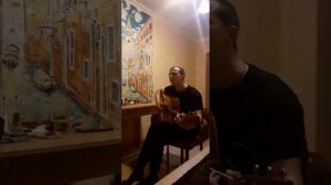 честный мама на гитаре