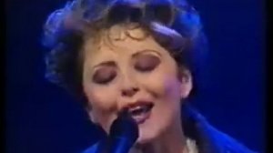 Анжелика Варум-Зимняя вишня