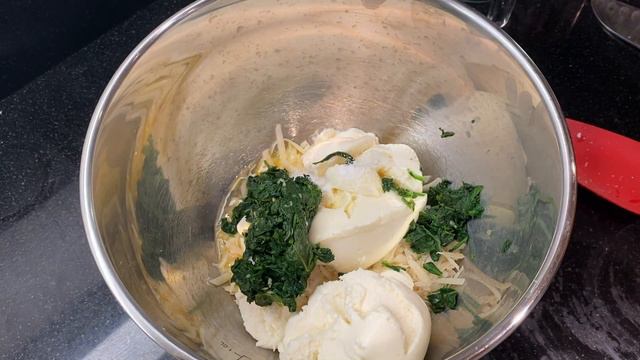 Stuffed Shells With Meat Sauce | Ricotta Stuffed Shells Recipe | Cooking Up Love смотреть онлайн