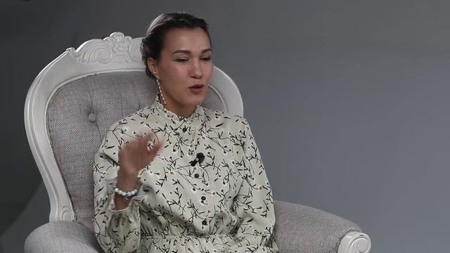 САРДААНА ТРОФИМОВА | ОЛОХ ЭРГИИРЭ