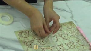 "Стеклянные" цветы для торта, цветы из изомальта