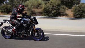 Yamaha MT-10 SP Pure Sound / Akrapovic