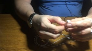 Распоковка наушников Apple EarPods с разъёмом 3,5 мм и обзор на них.