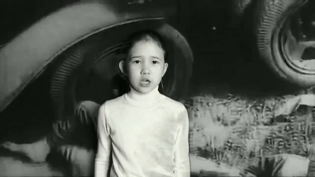 Летела с фронта похоронка. В исполнении Омуралиевой Саадат. смотреть онлайн