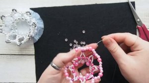 Новогодняя корона из бусин и фатина. Корона на утренник DIY