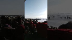 Эвенки ведут! Хоровод народов Китая: монголы, буряты и эвенки танцуют и поют, а китайцы смотрят