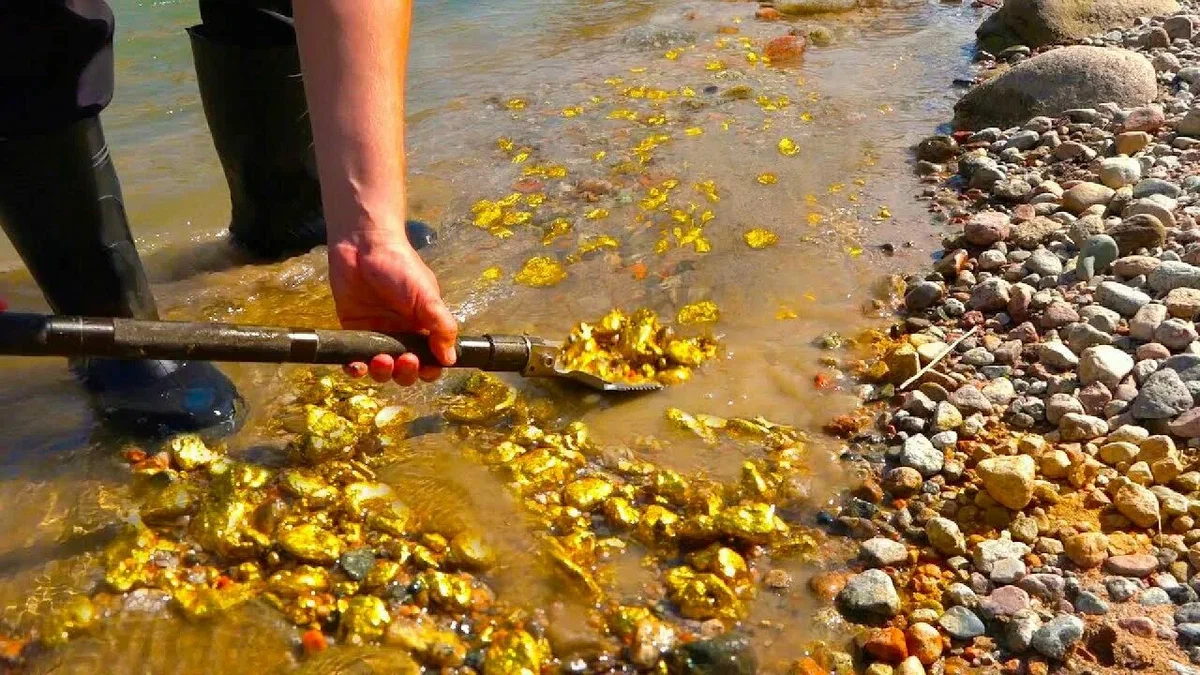 В воду положить золото