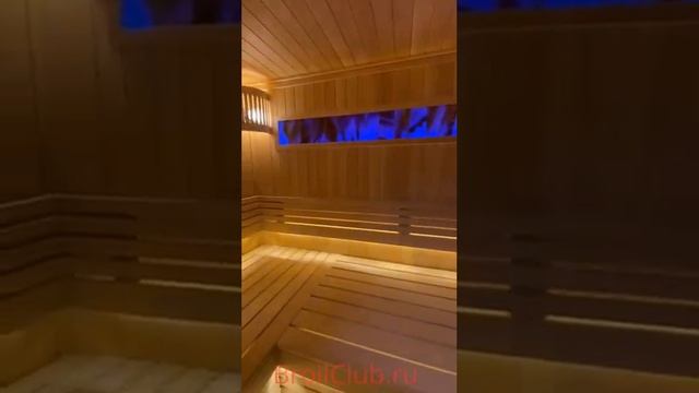 Установленная русская сауна, выполненная в алтайском кедре с гималайской солью и LED-подсветкой смотреть онлайн