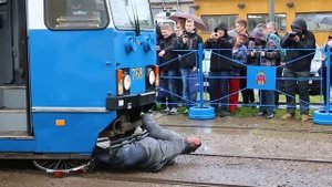 MPK Kraków - Symulacja zderzenia tramwaju z rowerzystą - 15.05.2014