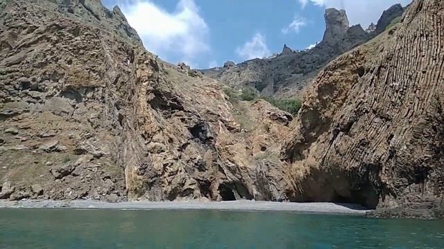 Коктебель. Потухший вулкан Карадаг(чёрная гора). смотреть онлайн