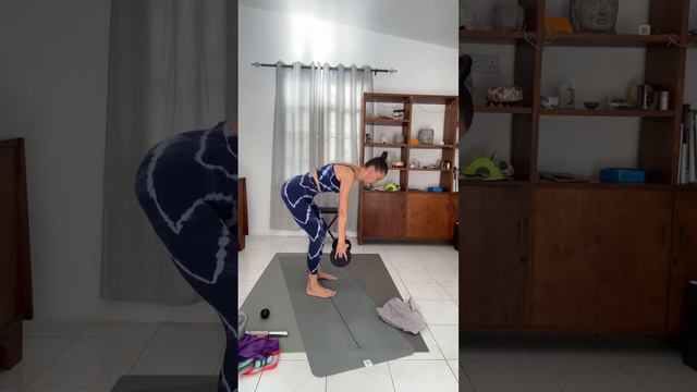 Сильные Ягодицы + подтянутые бедра.