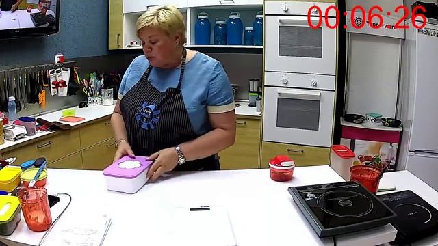 Вечер с Натальей Сербиной "Меренговый рулет, печеночный торт" смотреть онлайн