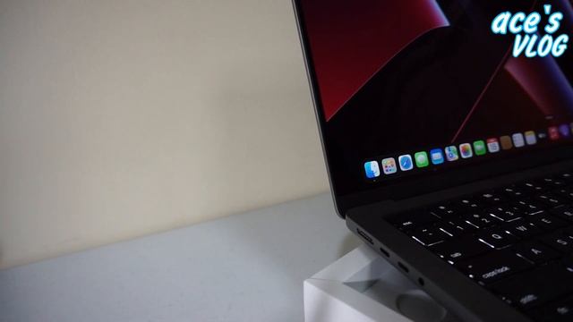 ? VLOG 20 | Unboxing 14-inch MacBook Pro 2021  Space Gray || Comparing My Old And New MacBook?? смотреть онлайн