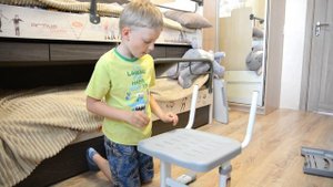 Лучше чем LEGO! Дети собирают школьную парту! Собираем лего! Better than LEGO! Collect LEGO!