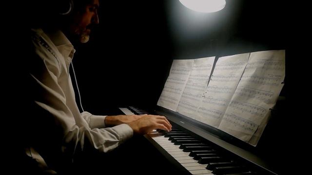 Gnossienne 1, ERIK SATIE - Luho Project, piano смотреть онлайн