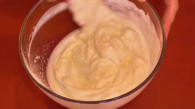 ТОРТ БЕЗ ВЫПЕЧКИ! ЙОГУРТОВЫЙ ТОРТ С КЛУБНИКОЙ! КЛУБНИЧНЫЙ ТОРТ! Торт с ягодами! смотреть онлайн