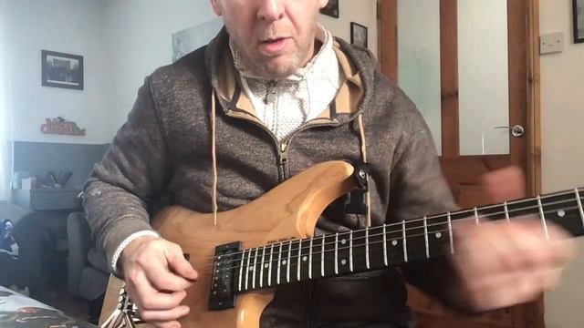 Washburn N4 Bettencourt signature guitar смотреть онлайн