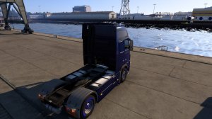 Euro Truck Simulator 2 (играю без модов на фул стоке)
