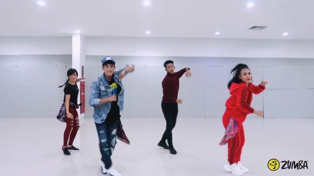 Shakira & Anuel AA Me Gusta | ZUMBA | FITNESS | At Balikpapan смотреть онлайн