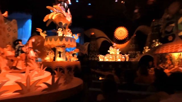 Magic Kingdom's It's A Small World | Full Ride | 4K | POV | Disney World 2022
