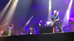 Midnight Oil - Forgotten Years (live)