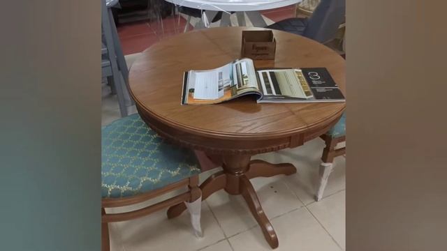 Круглые столы из массива дуба и бука, цвета по каталогу RAL смотреть онлайн