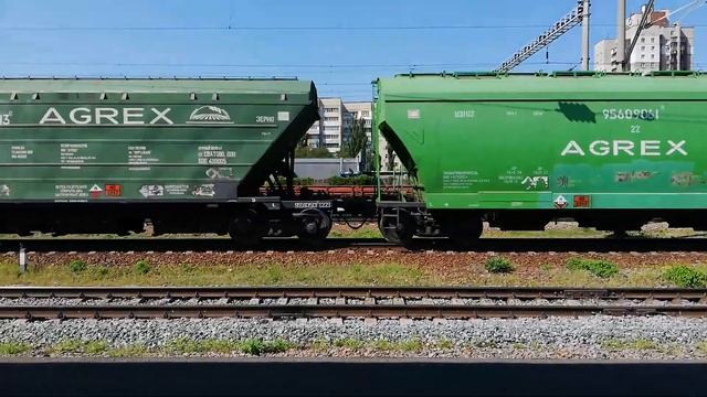 Электровоз ВЛ80 | Грузовой поезд на станции Святошин | Железная дорога Украины