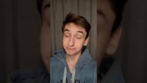 Мам, там это, соседка опять пришла, и другие вайны